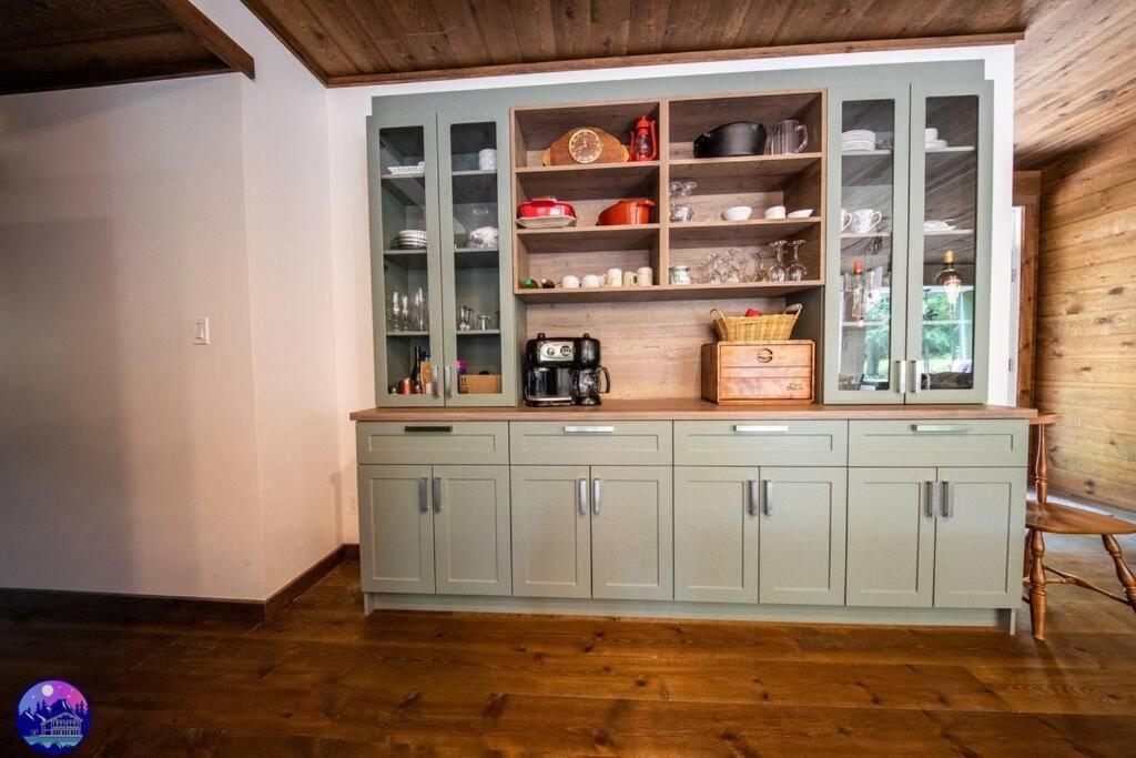Chalet Deschamps- Spa- Chien Accepte- Nature- Estrie Mansonville Ngoại thất bức ảnh